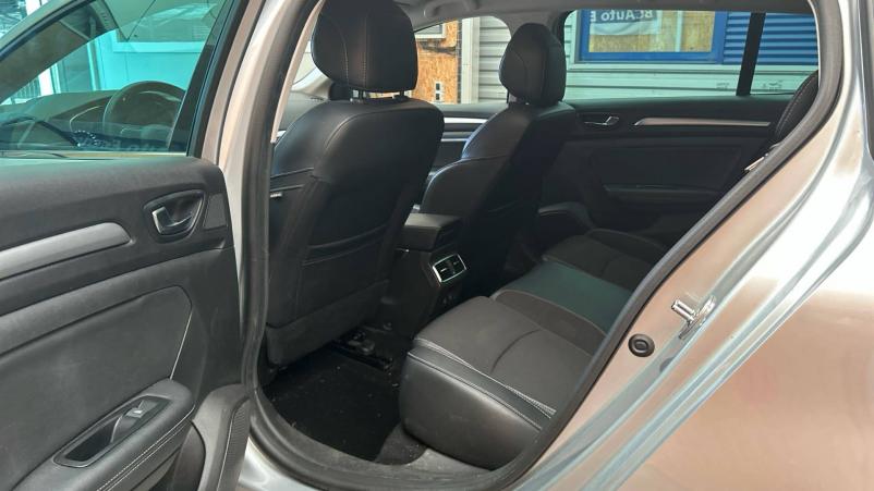 Vente en ligne Renault Megane 4 Estate Mégane IV Estate Blue dCi 115 - 21N au prix de 17 990 €