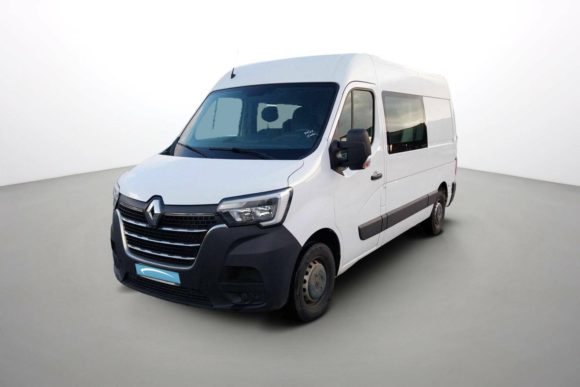 Renault Master Fourgon MASTER CA TRAC F3300 L2H2 BLUE DCI 135 occasion de 2023 en vente à Carhaix