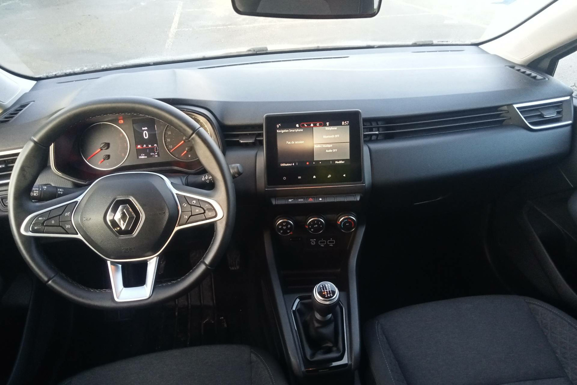 Vente en ligne Renault Clio 5 Clio TCe 90 au prix de 14 490 €