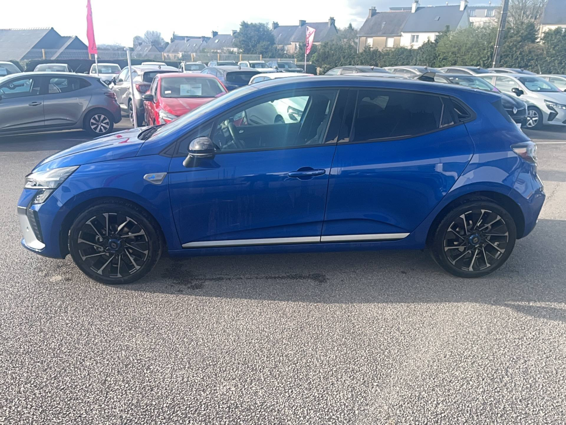 Vente en ligne Renault Clio 5 Clio TCe 90 ch GSR2 au prix de 20 990 €