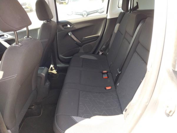 Vente en ligne Peugeot 2008  1.6 BlueHDi 100ch BVM5 au prix de 11 990 €