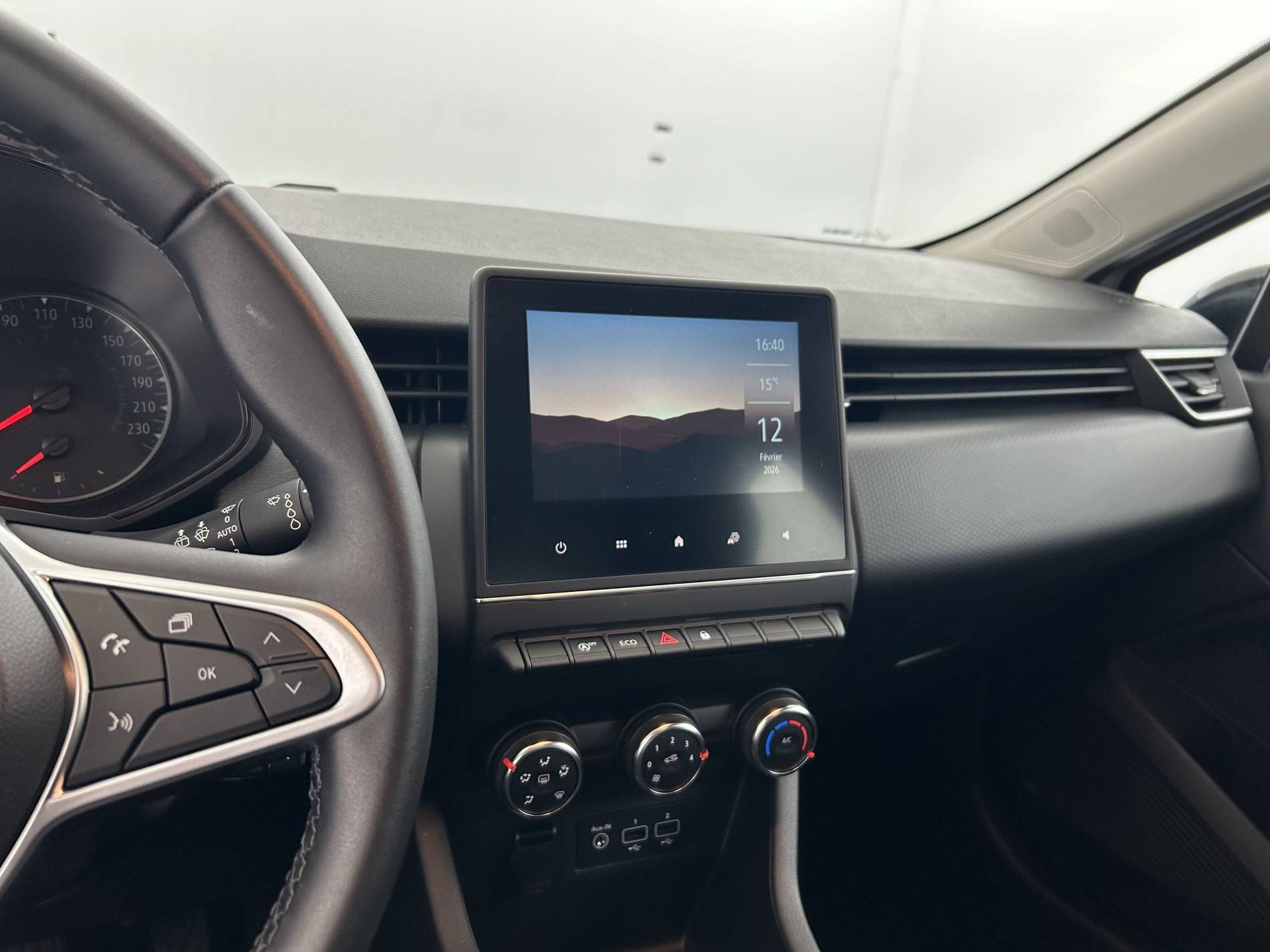 Vente en ligne Renault Clio 5 Clio TCe 90 au prix de 14 290 €