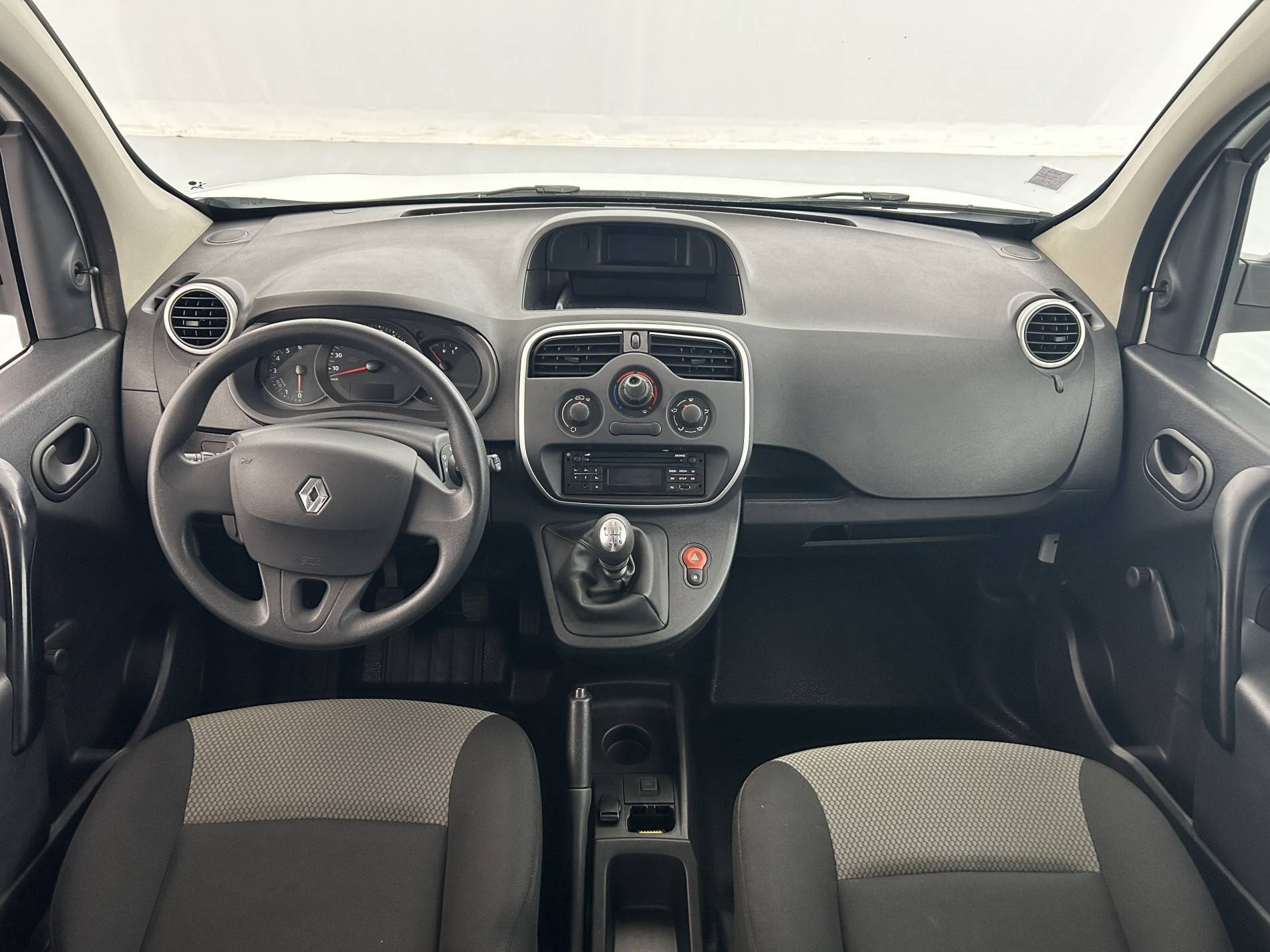 Vente en ligne Renault Kangoo Express  BLUE DCI 80 au prix de 11 490 €