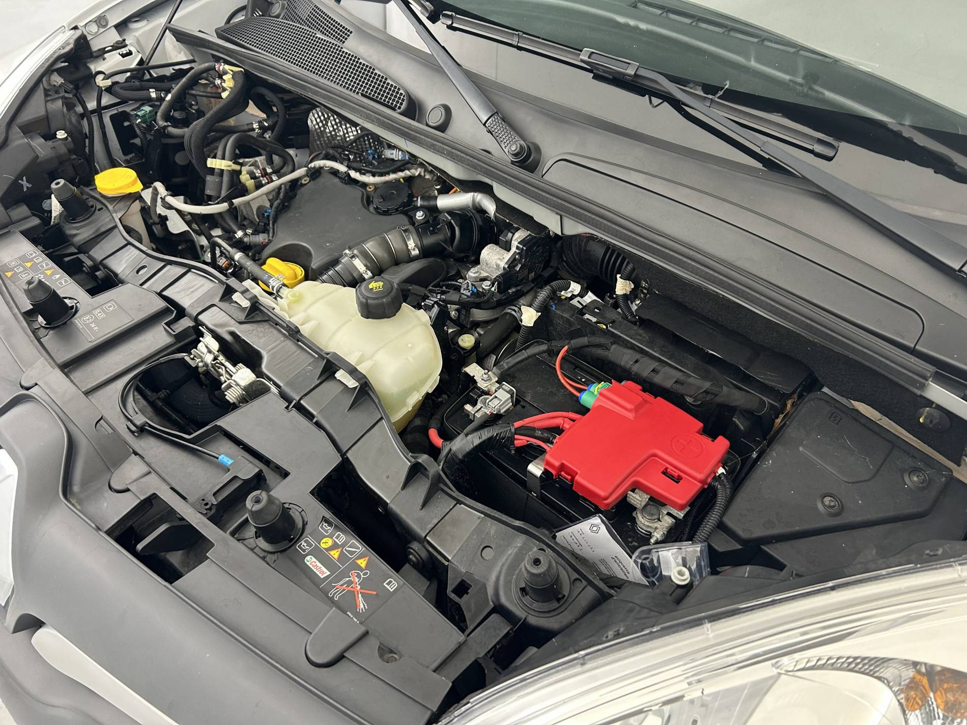 Vente en ligne Renault Kangoo Express  BLUE DCI 80 au prix de 11 490 €