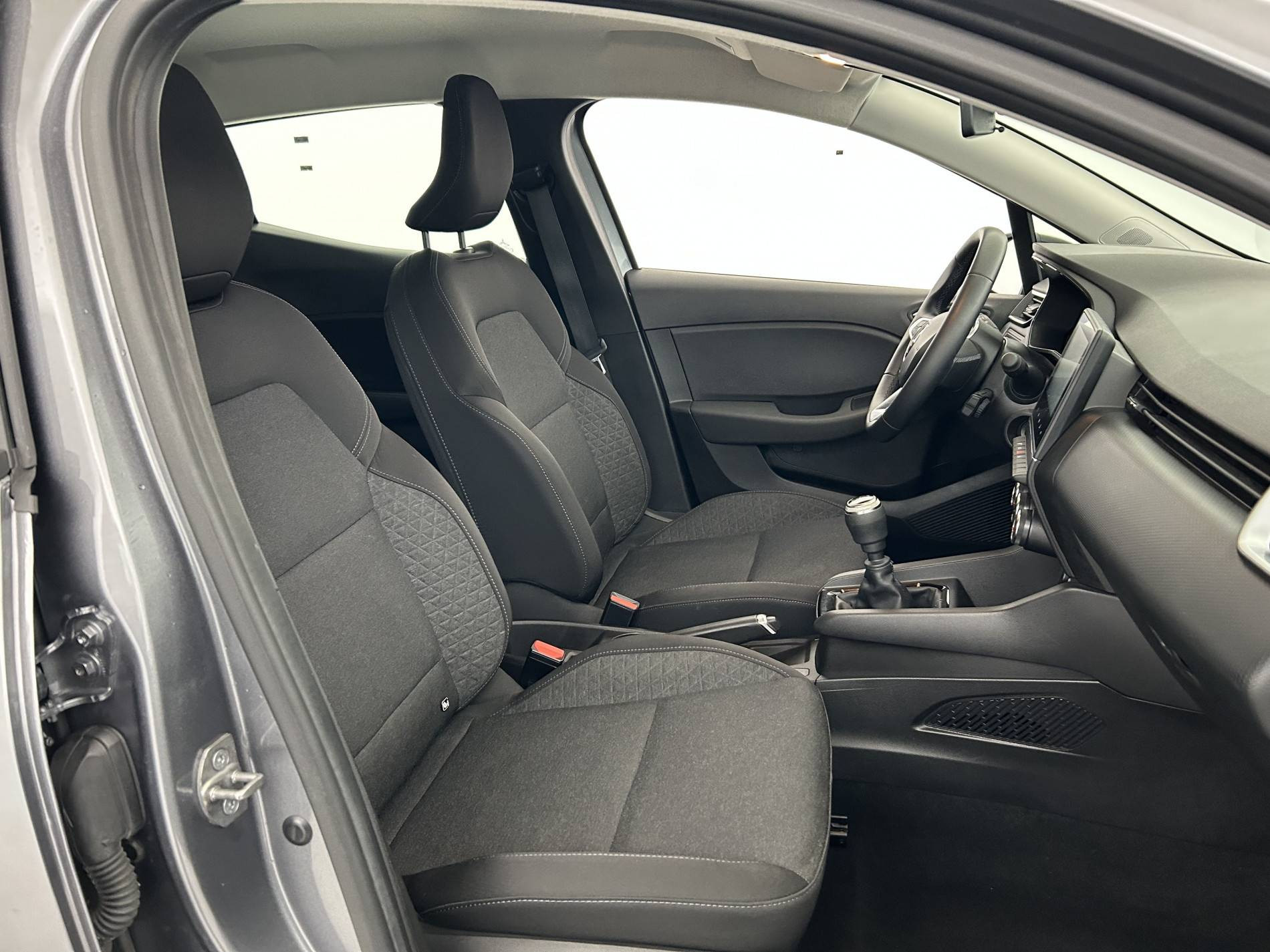 Vente en ligne Renault Clio 5 Clio TCe 90 au prix de 14 490 €