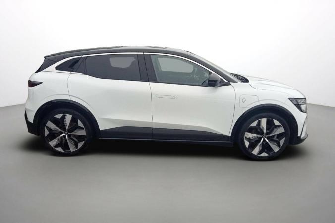 Vente en ligne Renault Megane E-Tech  EV60 220 ch super charge au prix de 23 990 €