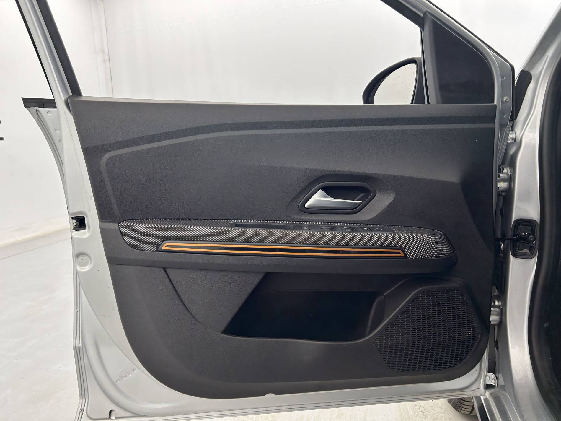 Vente en ligne Dacia Sandero  ECO-G 100 au prix de 12 490 €