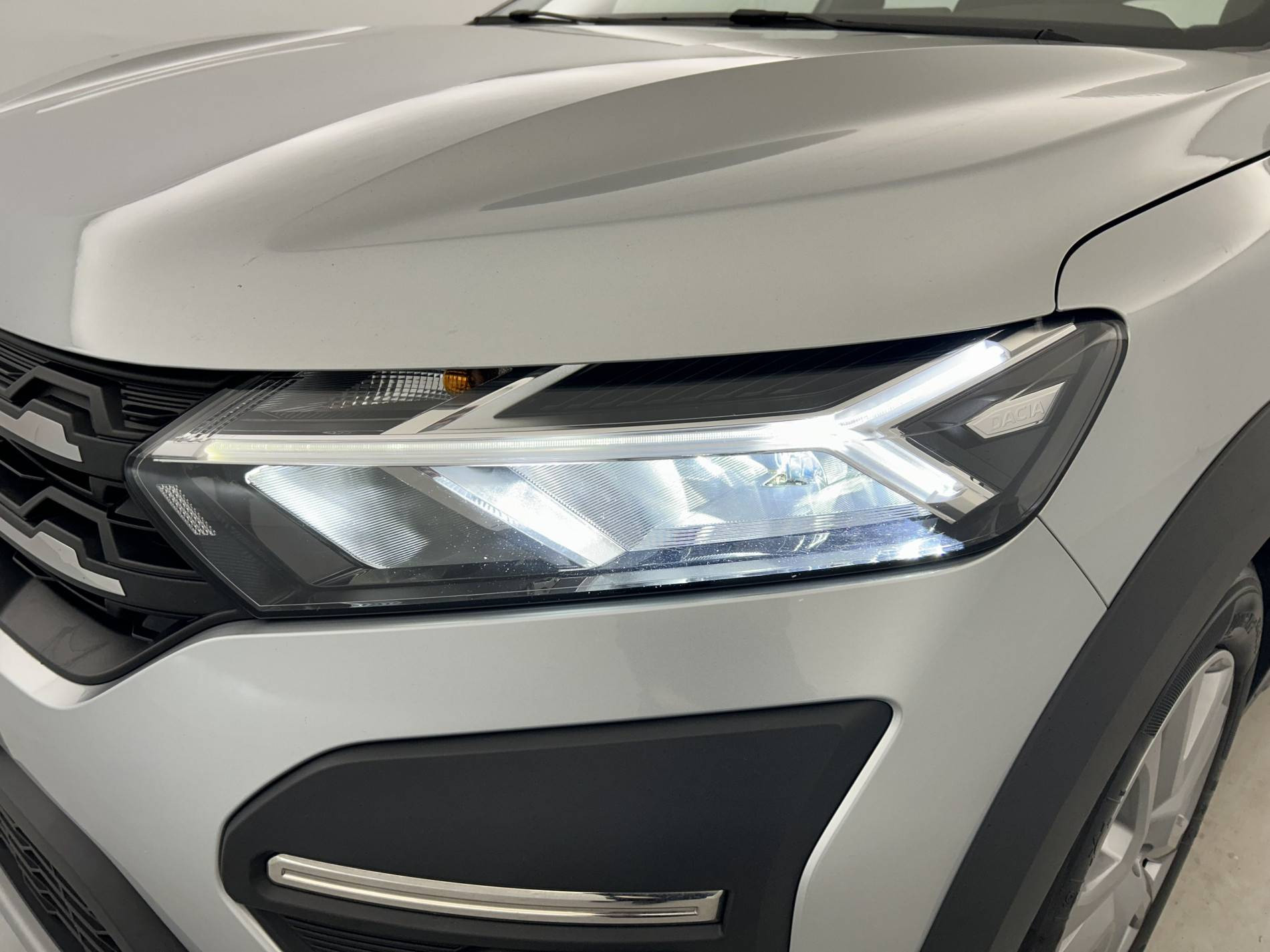 Vente en ligne Dacia Sandero  ECO-G 100 au prix de 12 490 €