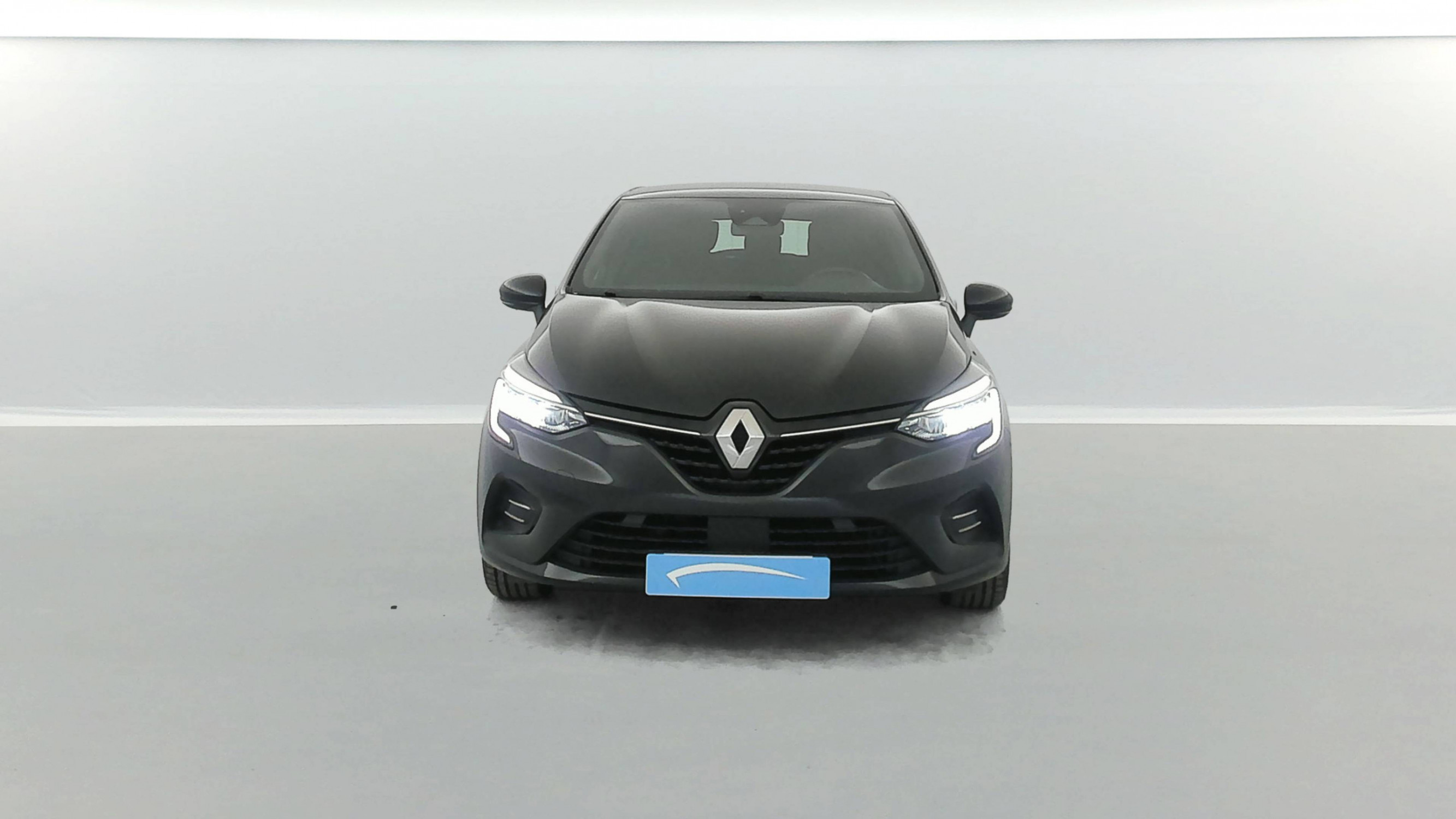 Vente en ligne Renault Clio 5 Clio E-Tech 140 - 21N au prix de 12 990 €