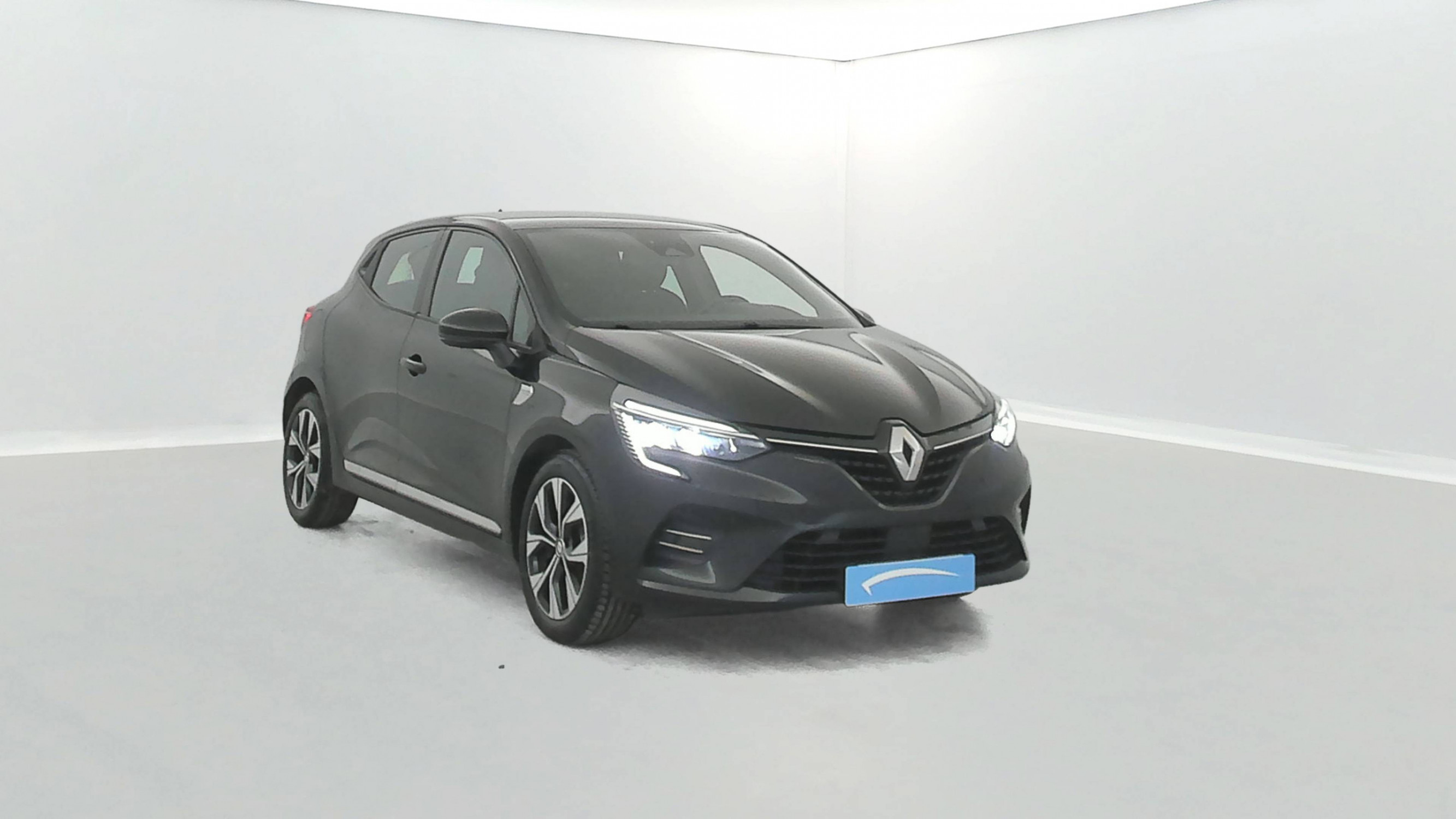 Vente en ligne Renault Clio 5 Clio E-Tech 140 - 21N au prix de 12 990 €