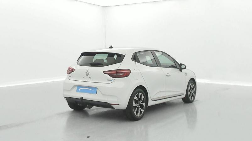 Vente en ligne Renault Clio 5 Clio E-Tech 140 au prix de 17 990 €