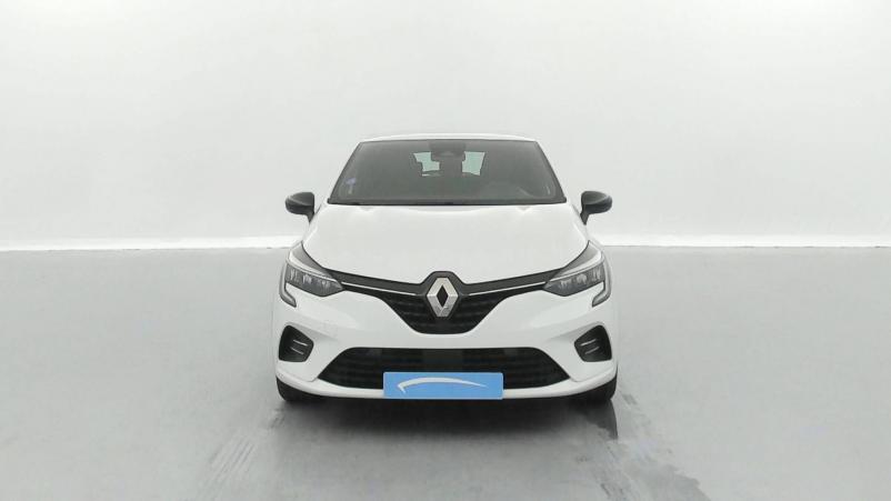 Vente en ligne Renault Clio 5 Clio E-Tech 140 au prix de 17 990 €