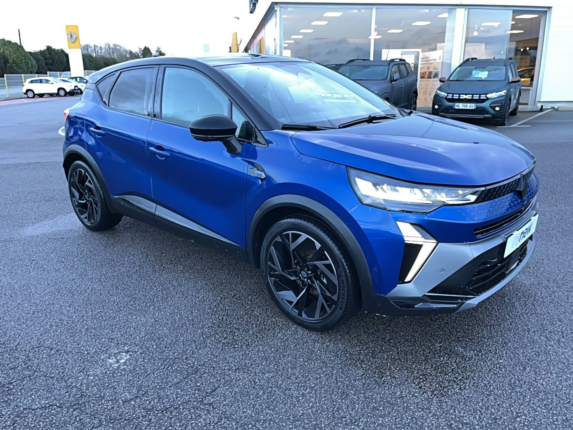 Vente en ligne Renault Captur  E-Tech full hybrid 145 ch au prix de 27 990 €