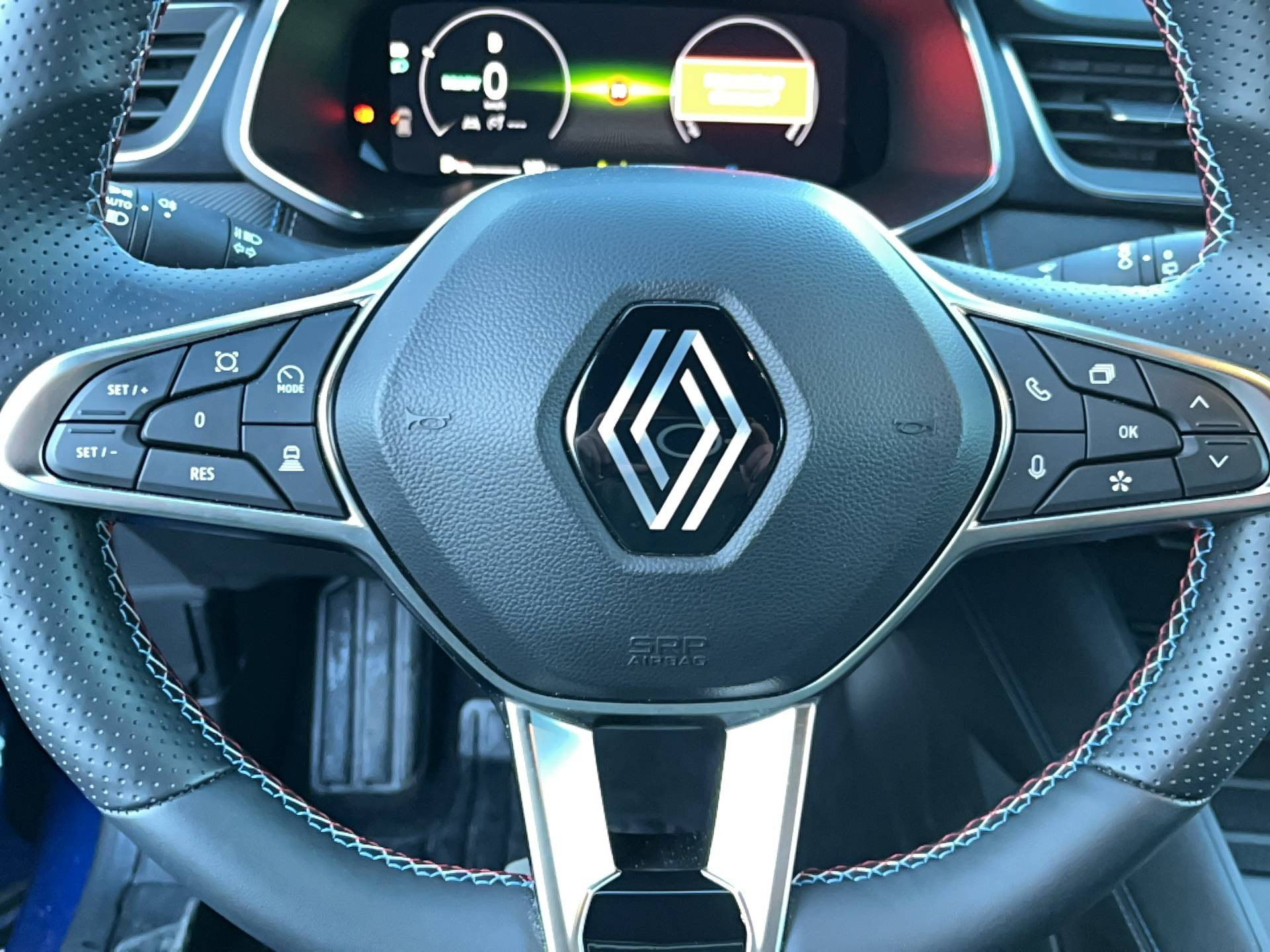 Vente en ligne Renault Captur  E-Tech full hybrid 145 ch au prix de 27 990 €