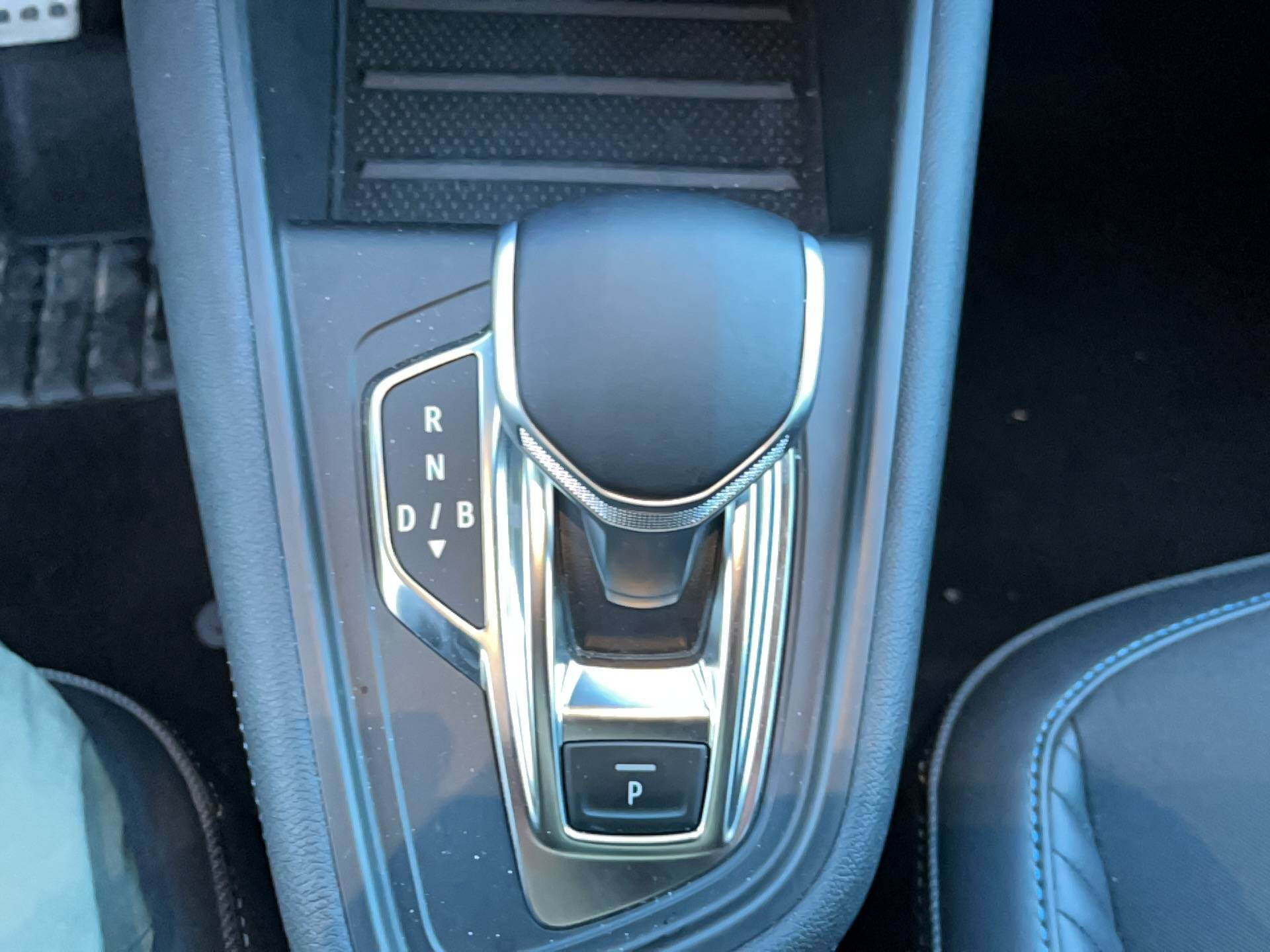 Vente en ligne Renault Captur  E-Tech full hybrid 145 ch au prix de 27 990 €