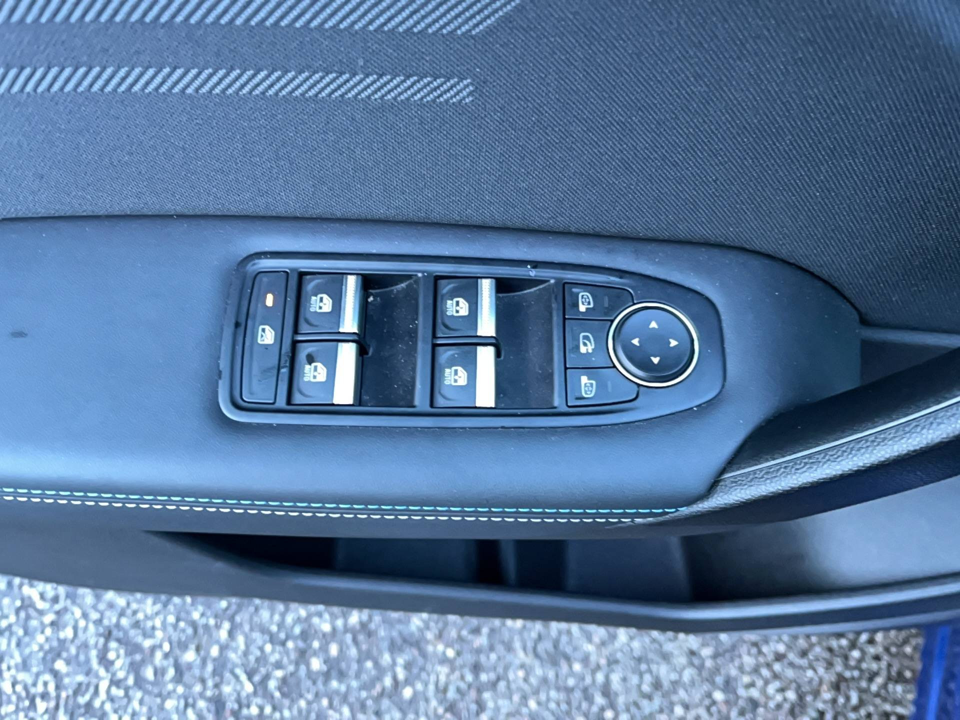 Vente en ligne Renault Captur  E-Tech full hybrid 145 ch au prix de 27 990 €