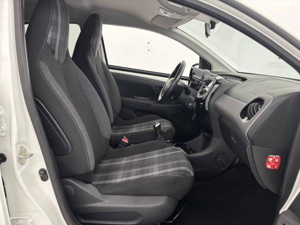 Vente en ligne Peugeot 108  VTi 72ch BVM5 au prix de 8 990 €