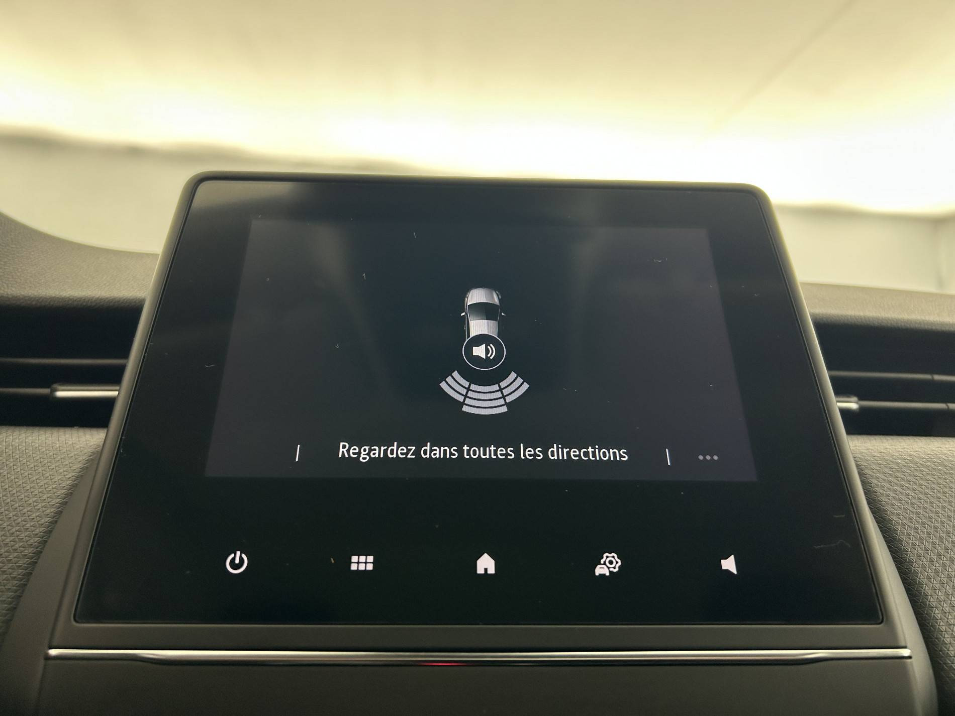 Vente en ligne Renault Clio 5 Clio TCe 90 - 21N au prix de 12 990 €