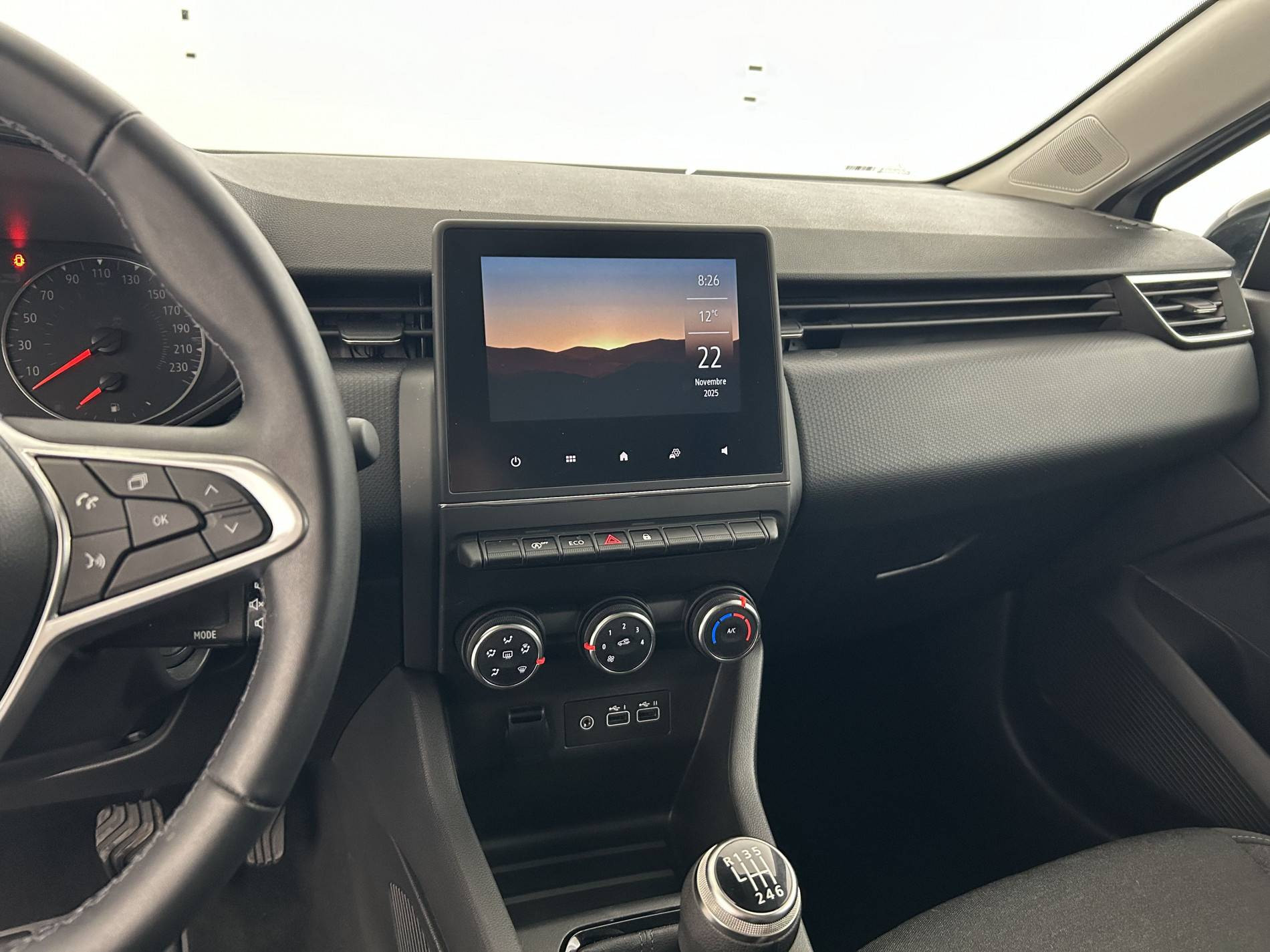 Vente en ligne Renault Clio 5 Clio TCe 90 au prix de 14 990 €