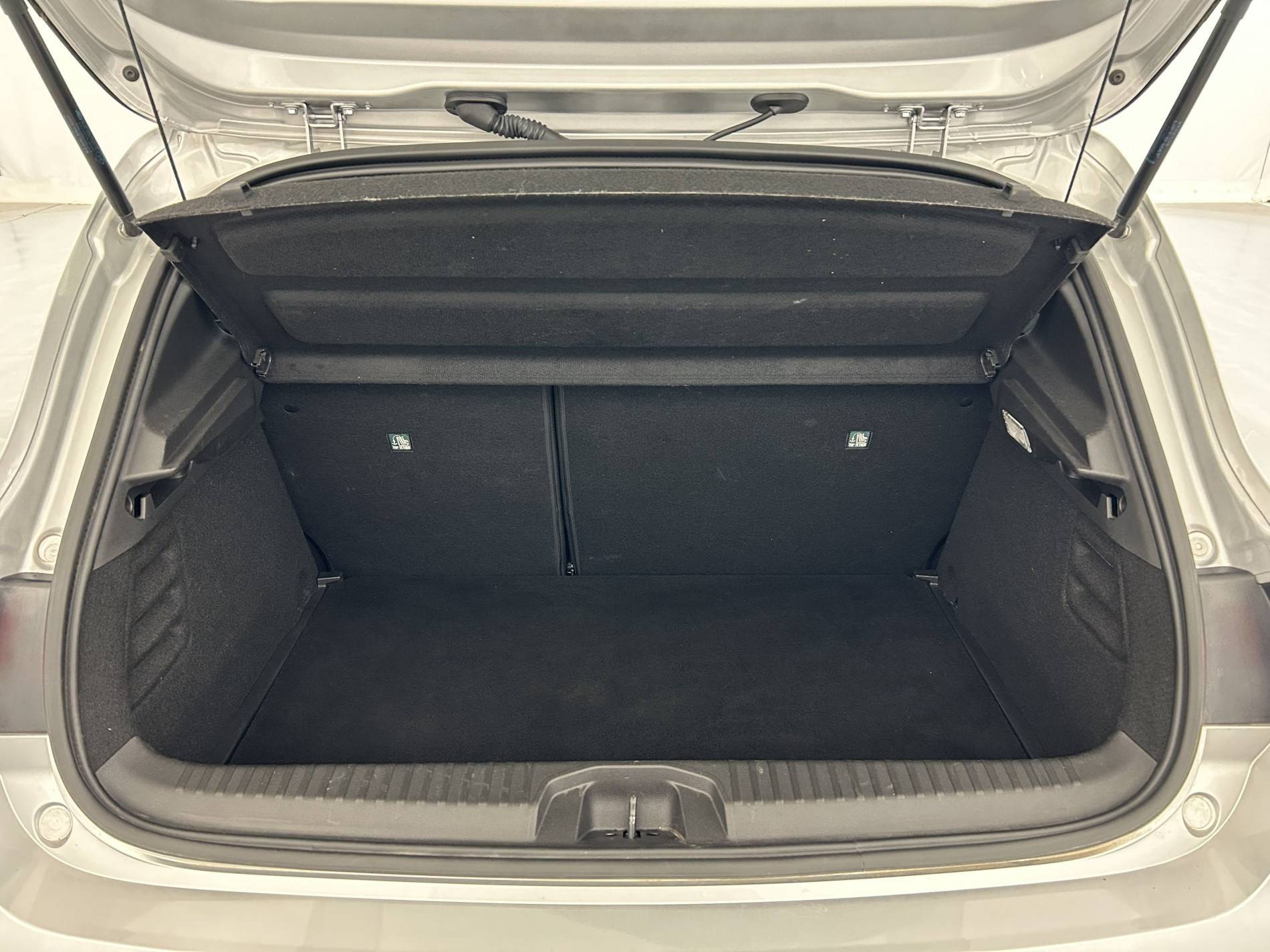 Vente en ligne Renault Clio 5 Clio TCe 90 au prix de 14 990 €