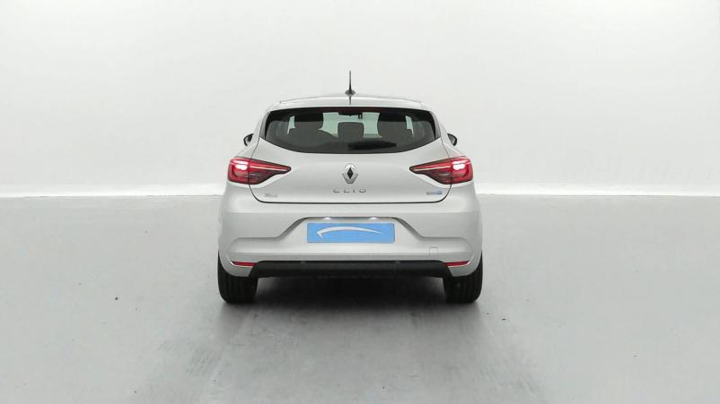 Vente en ligne Renault Clio 5 Clio E-Tech 140 au prix de 16 990 €