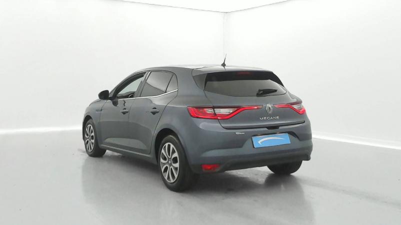 Vente en ligne Renault Megane 4 Mégane IV Berline TCe 140 EDC FAP au prix de 14 490 €