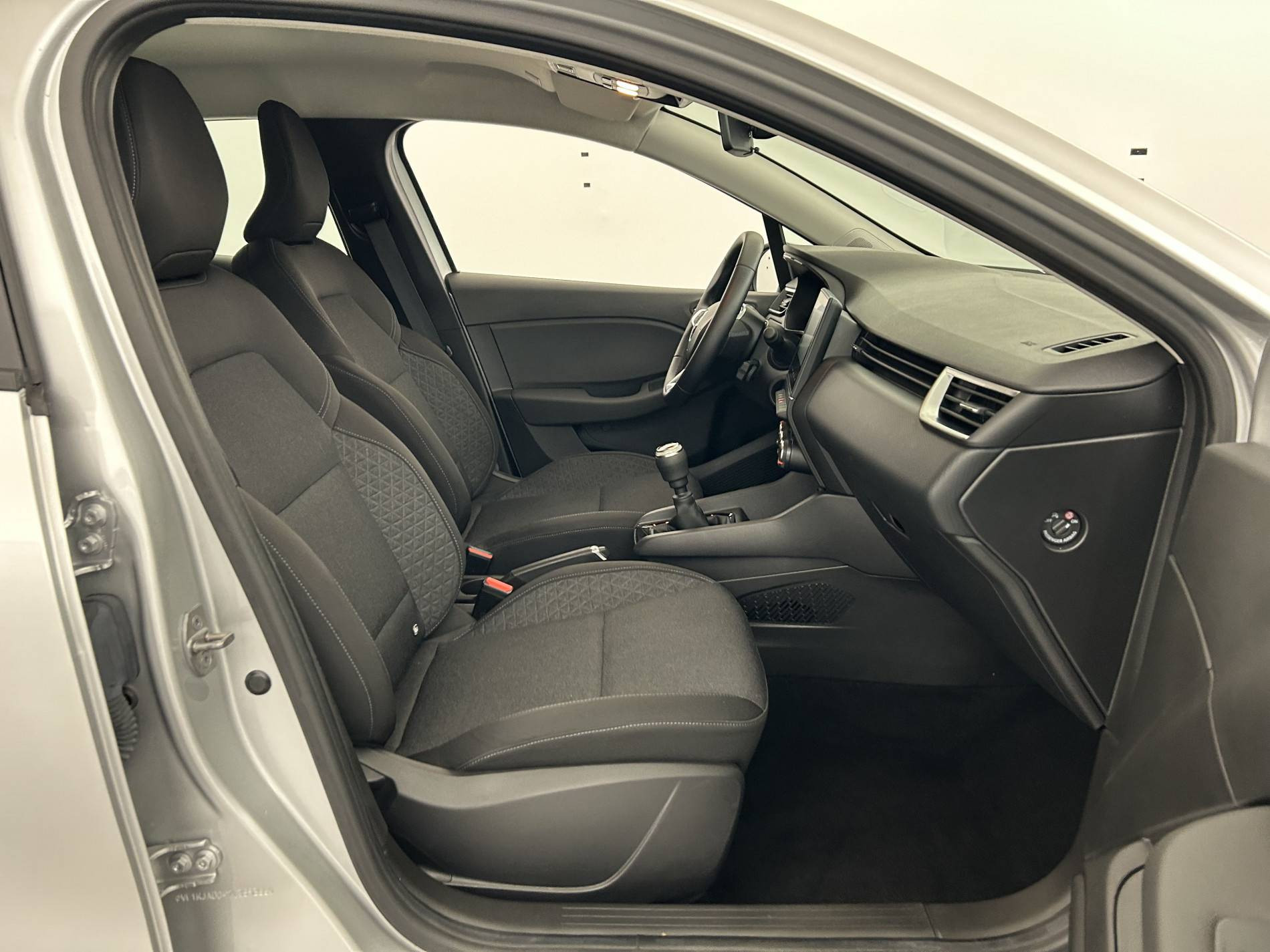 Vente en ligne Renault Clio 5 Clio TCe 90 au prix de 14 990 €