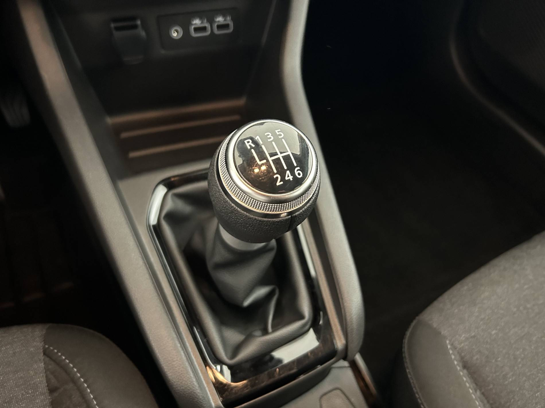 Vente en ligne Renault Clio 5 Clio TCe 90 au prix de 14 990 €