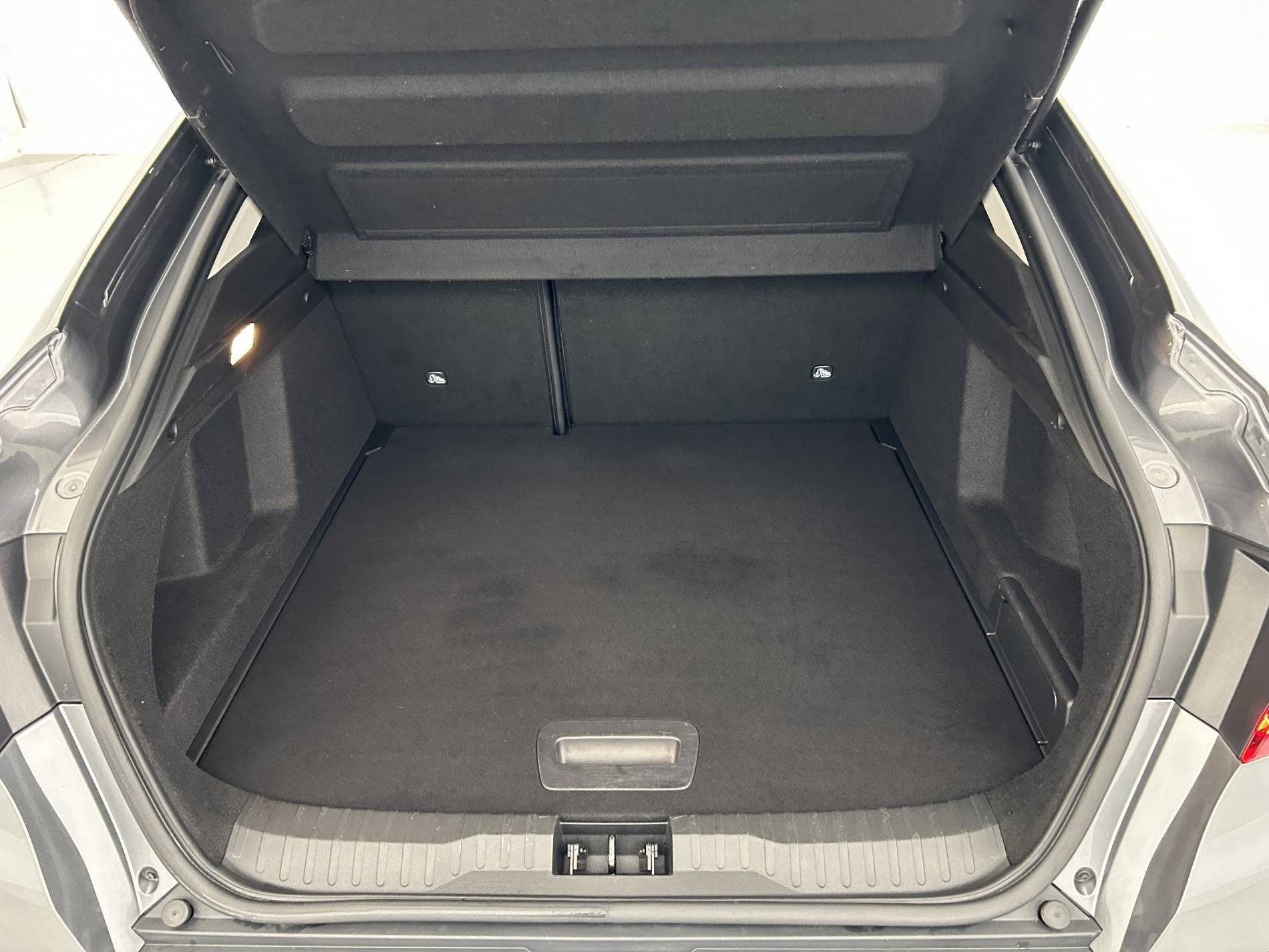 Vente en ligne Renault Arkana  E-Tech hybride 145 - 22 au prix de 21 490 €