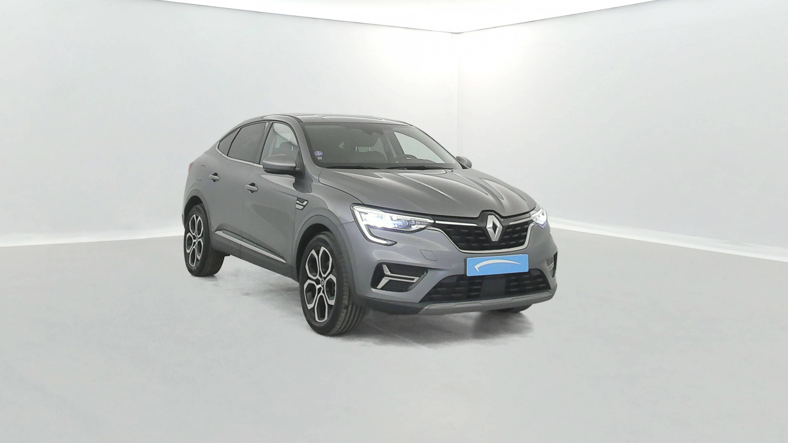 Vente en ligne Renault Arkana  E-Tech hybride 145 - 22 au prix de 21 490 €