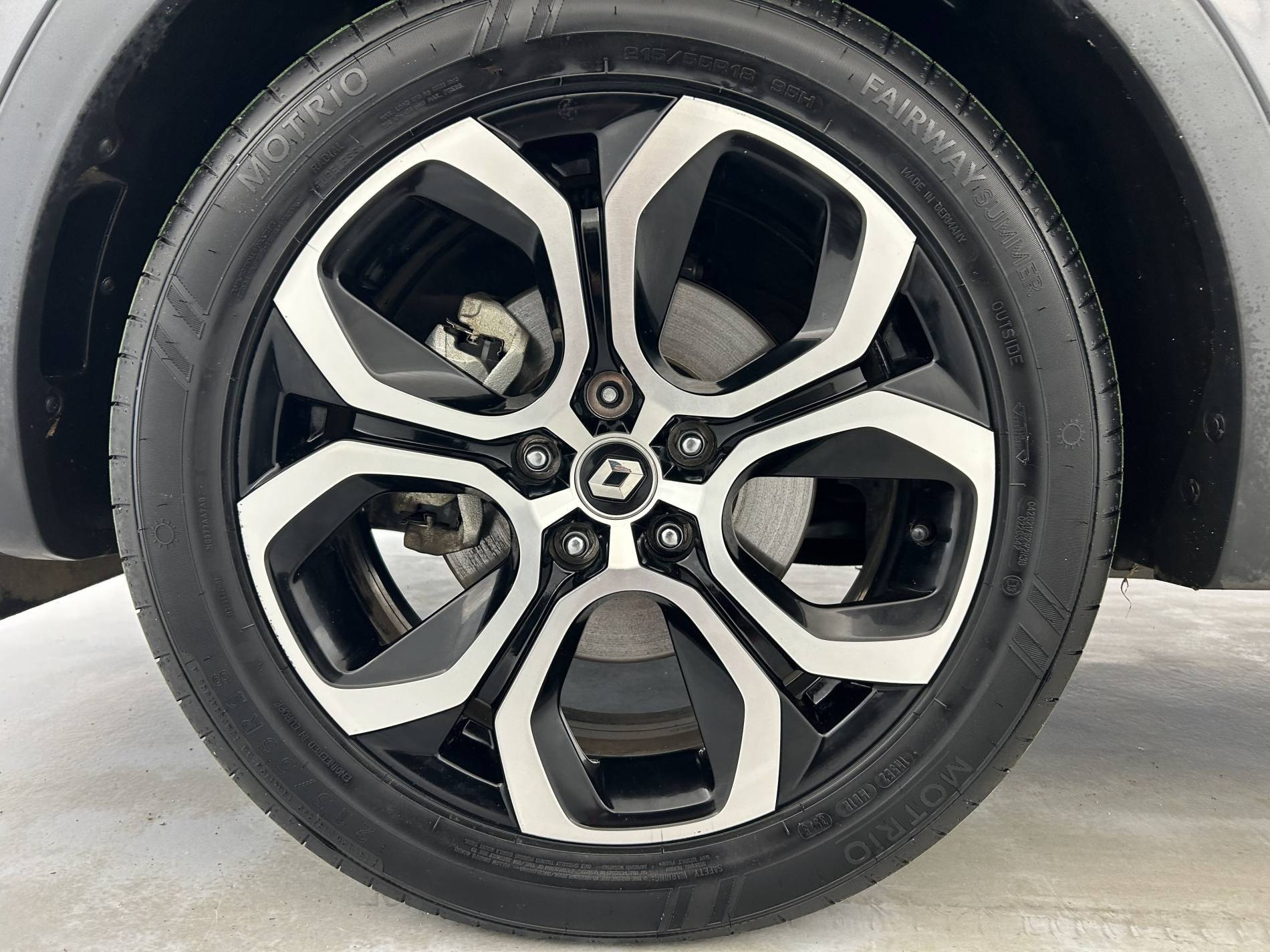 Vente en ligne Renault Arkana  E-Tech hybride 145 - 22 au prix de 21 490 €