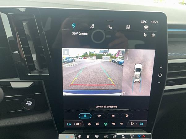 Vente en ligne Renault Austral  E-Tech hybrid 200 au prix de 40 990 €