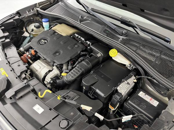 Vente en ligne Citroën C4 Cactus  BlueHDi 100 S&S BVM6 au prix de 13 490 €