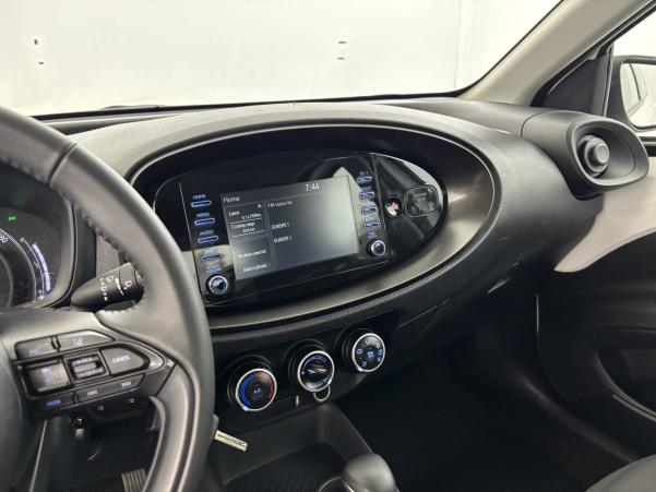 Vente en ligne Toyota Aygo X  1.0 VVT-i 72 S-CVT au prix de 16 490 €
