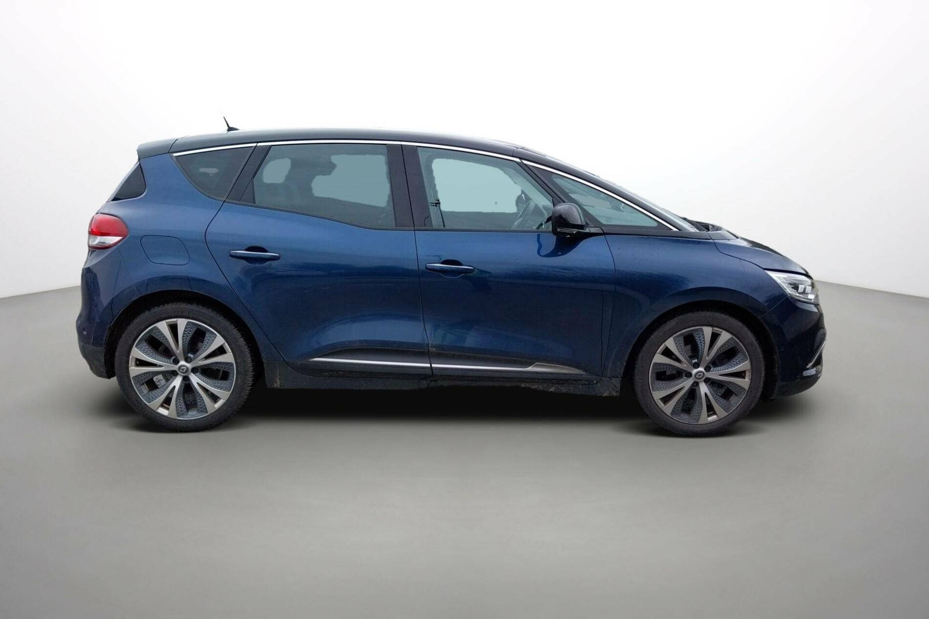 Vente en ligne Renault Scenic 4 Scenic dCi 110 Energy au prix de 12 490 €