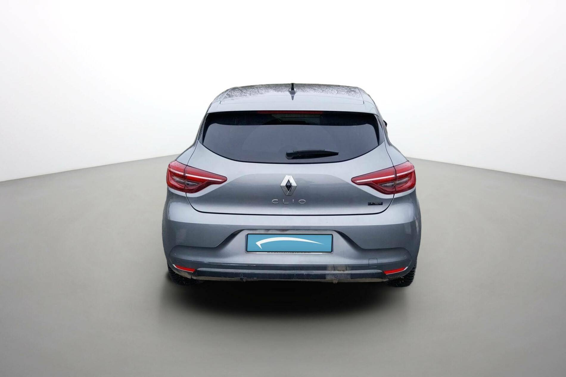 Vente en ligne Renault Clio 5 Clio E-Tech full hybrid 145 au prix de 16 990 €