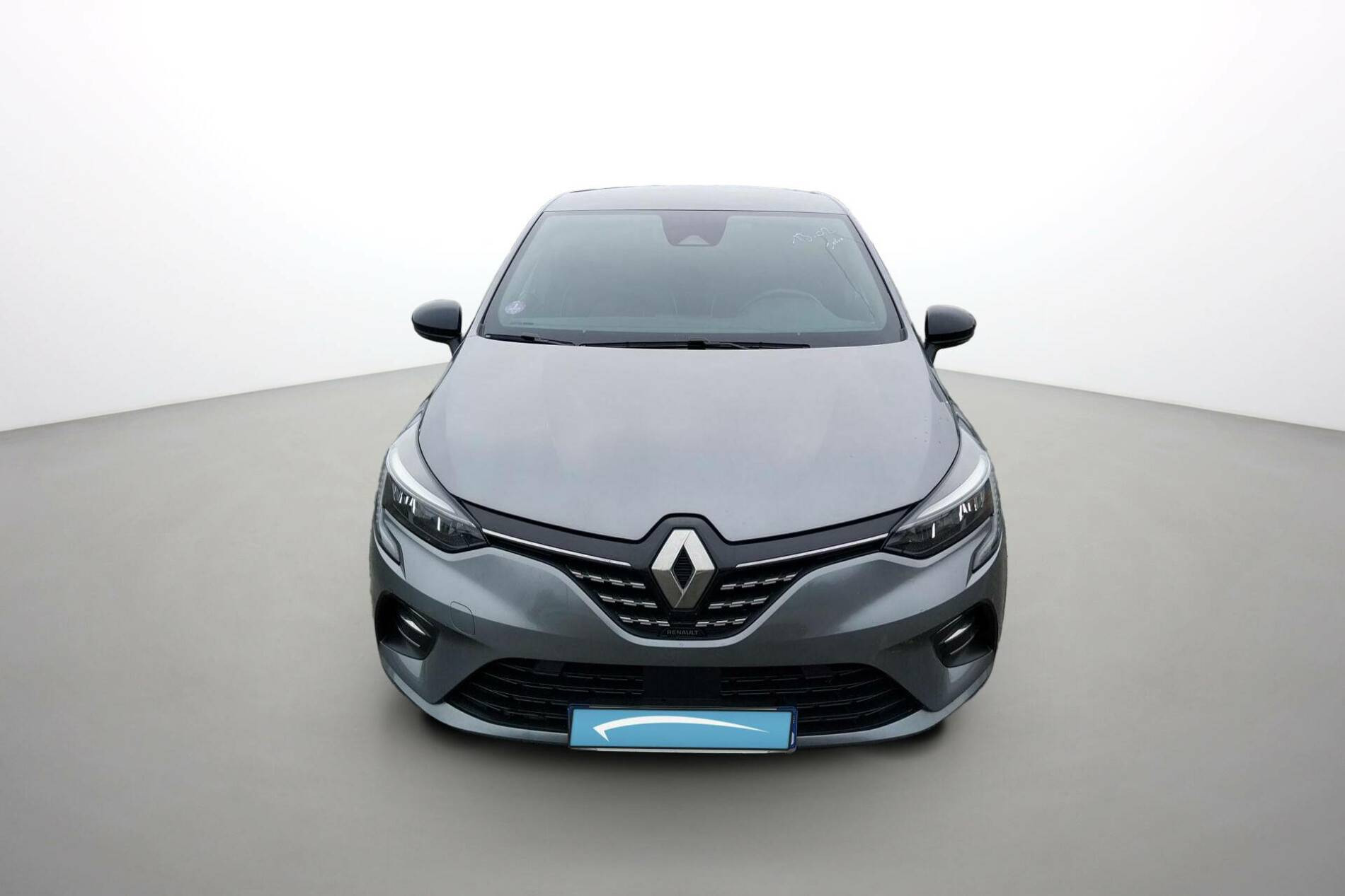 Vente en ligne Renault Clio 5 Clio E-Tech full hybrid 145 au prix de 16 990 €