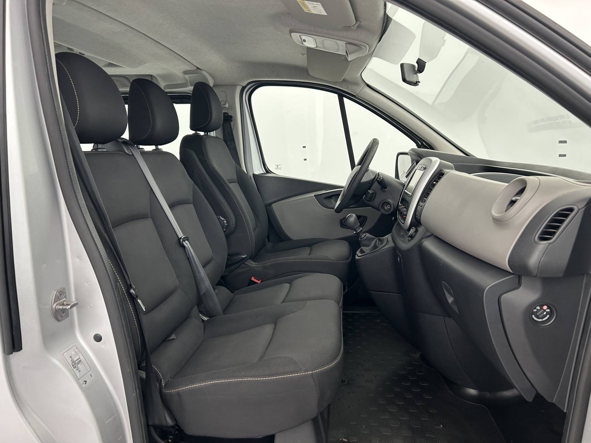 Vente en ligne Renault Trafic  L2 dCi 120 au prix de 20 990 €