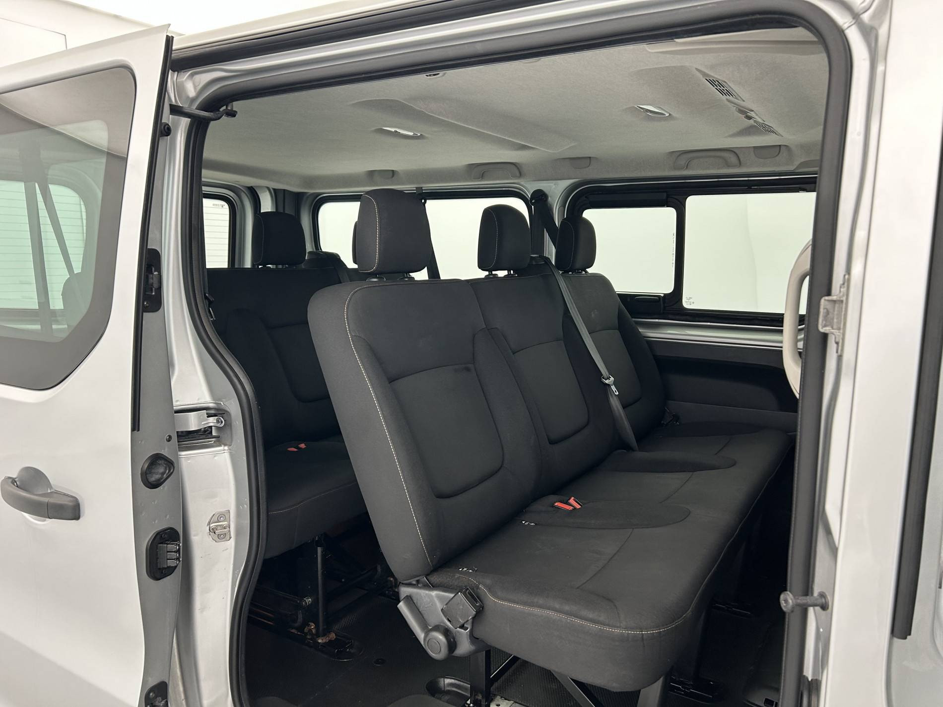 Vente en ligne Renault Trafic  L2 dCi 120 au prix de 20 990 €