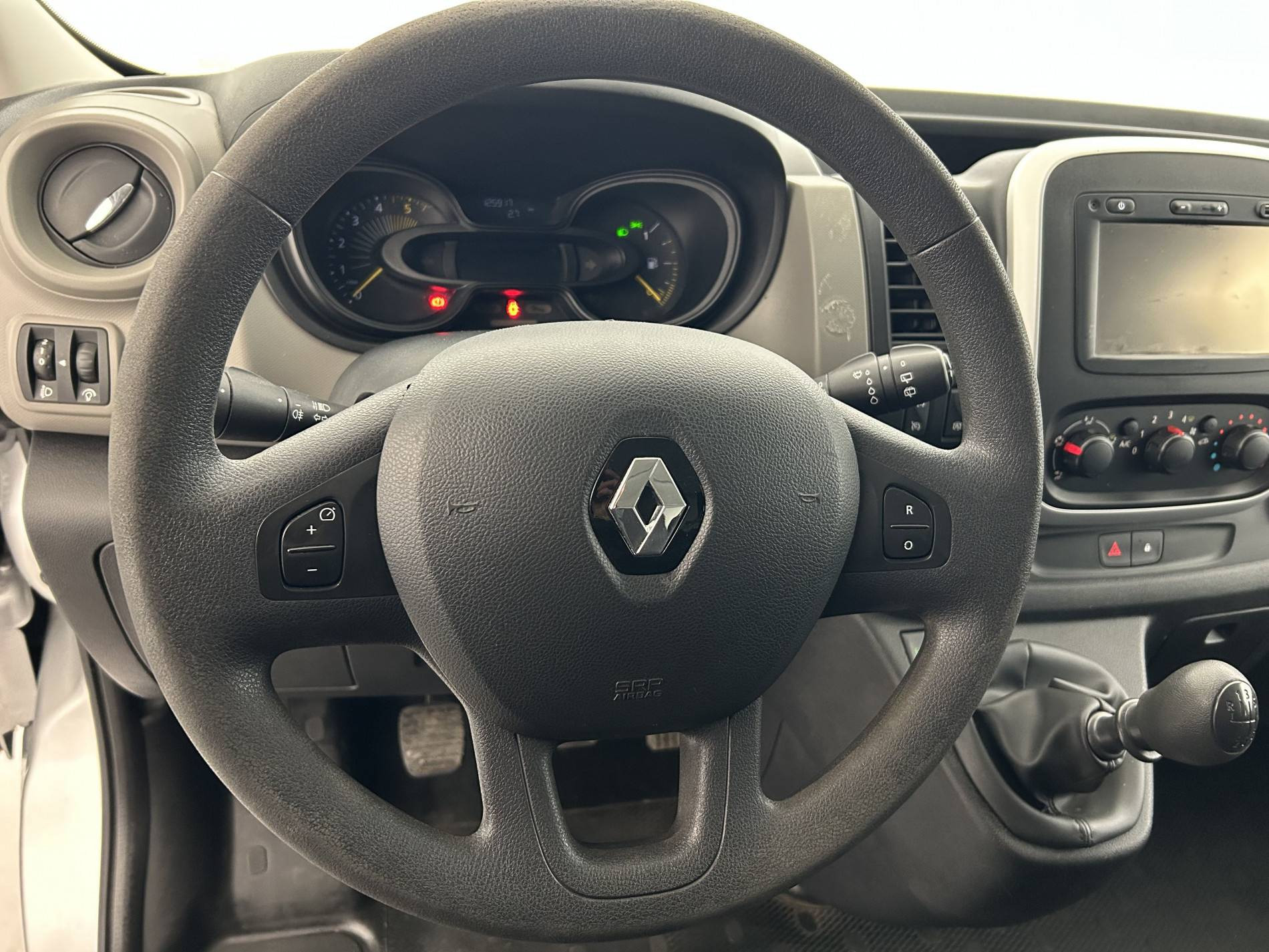 Vente en ligne Renault Trafic  L2 dCi 120 au prix de 20 990 €