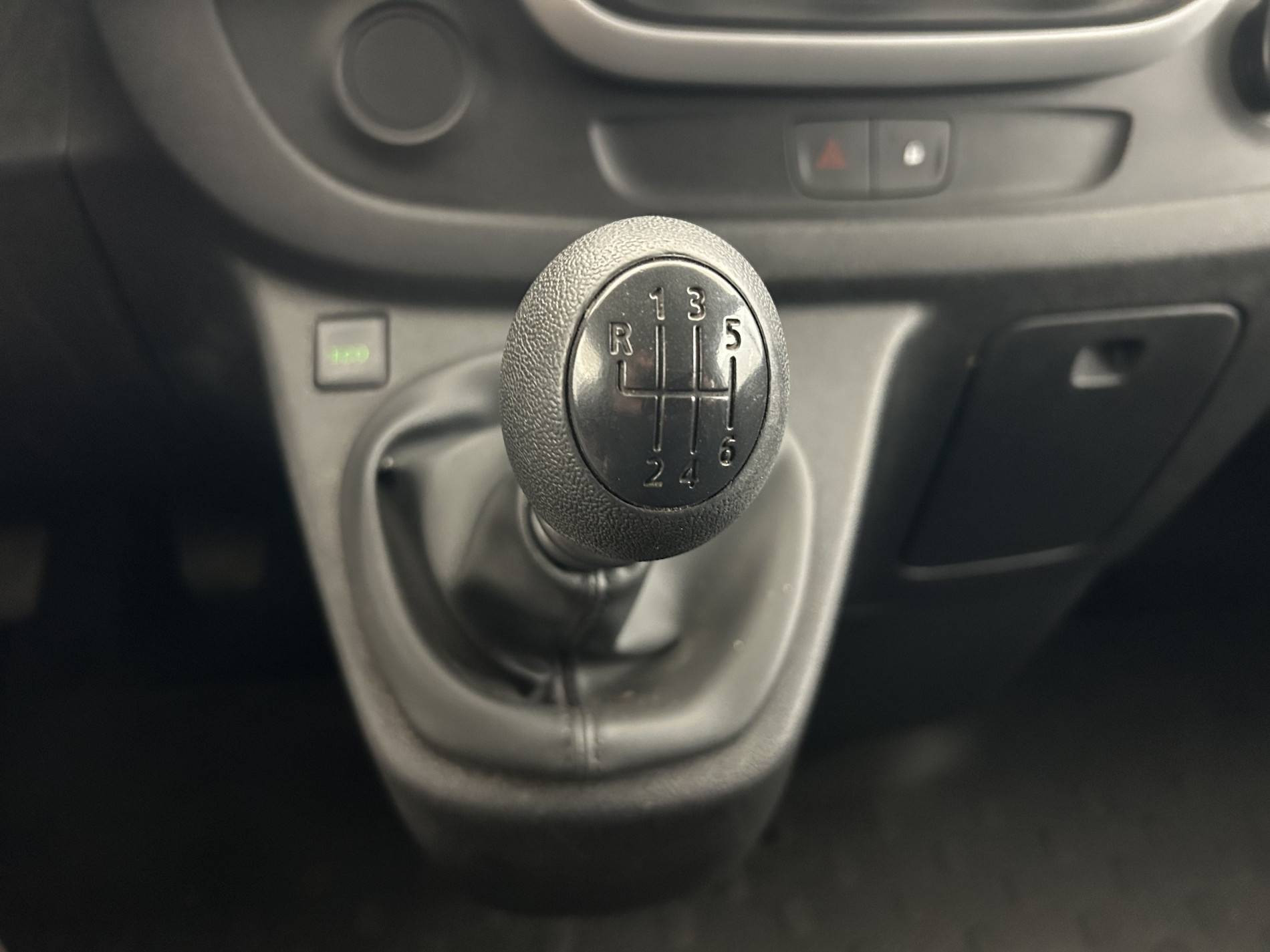 Vente en ligne Renault Trafic  L2 dCi 120 au prix de 20 990 €