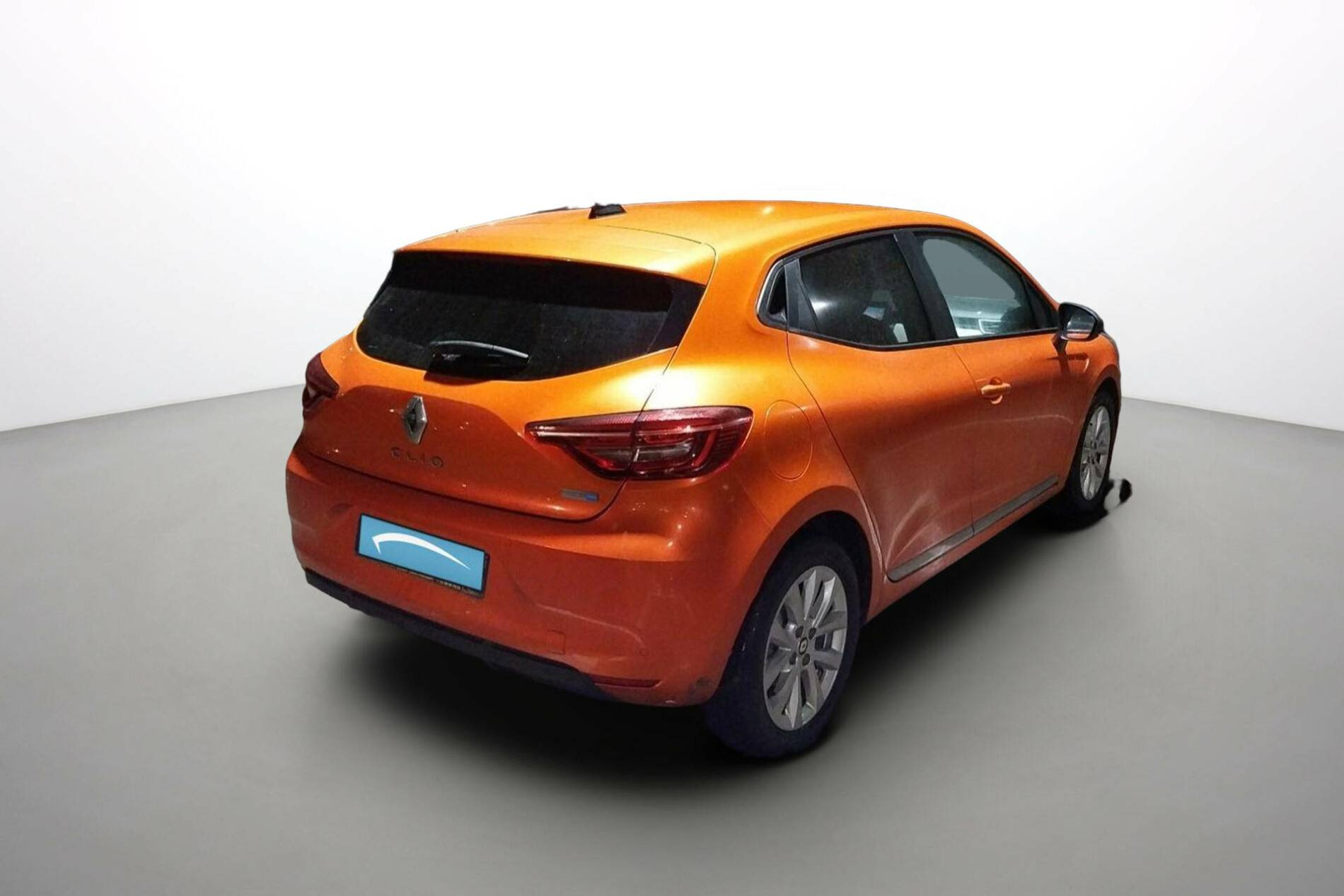 Vente en ligne Renault Clio 5 Clio E-Tech full hybrid 145 au prix de 17 990 €