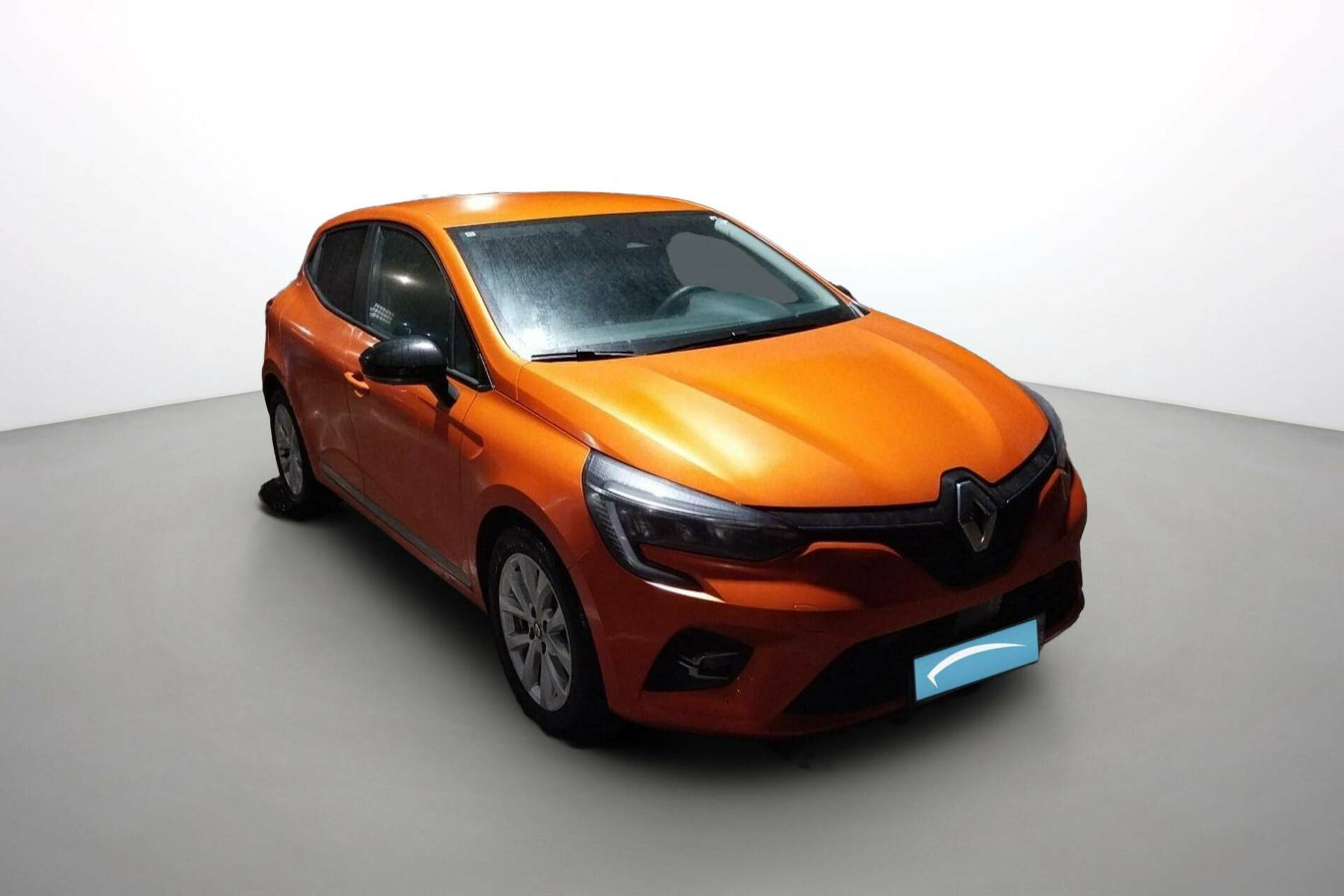 Vente en ligne Renault Clio 5 Clio E-Tech full hybrid 145 au prix de 17 990 €