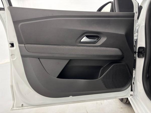 Vente en ligne Dacia Sandero  ECO-G 100 - 22 au prix de 13 490 €