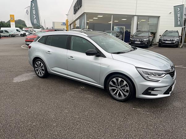 Vente en ligne Renault Megane 4 Estate  Blue dCi 115 EDC au prix de 27 990 €