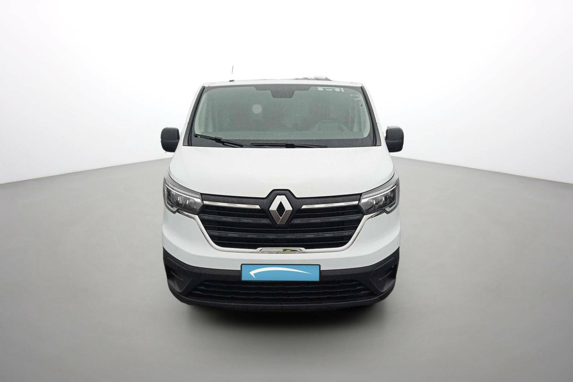 Vente en ligne Renault Trafic 3 Fourgon TRAFIC FGN L1H1 3T BLUE DCI 130 GSR2 au prix de 25 990 €
