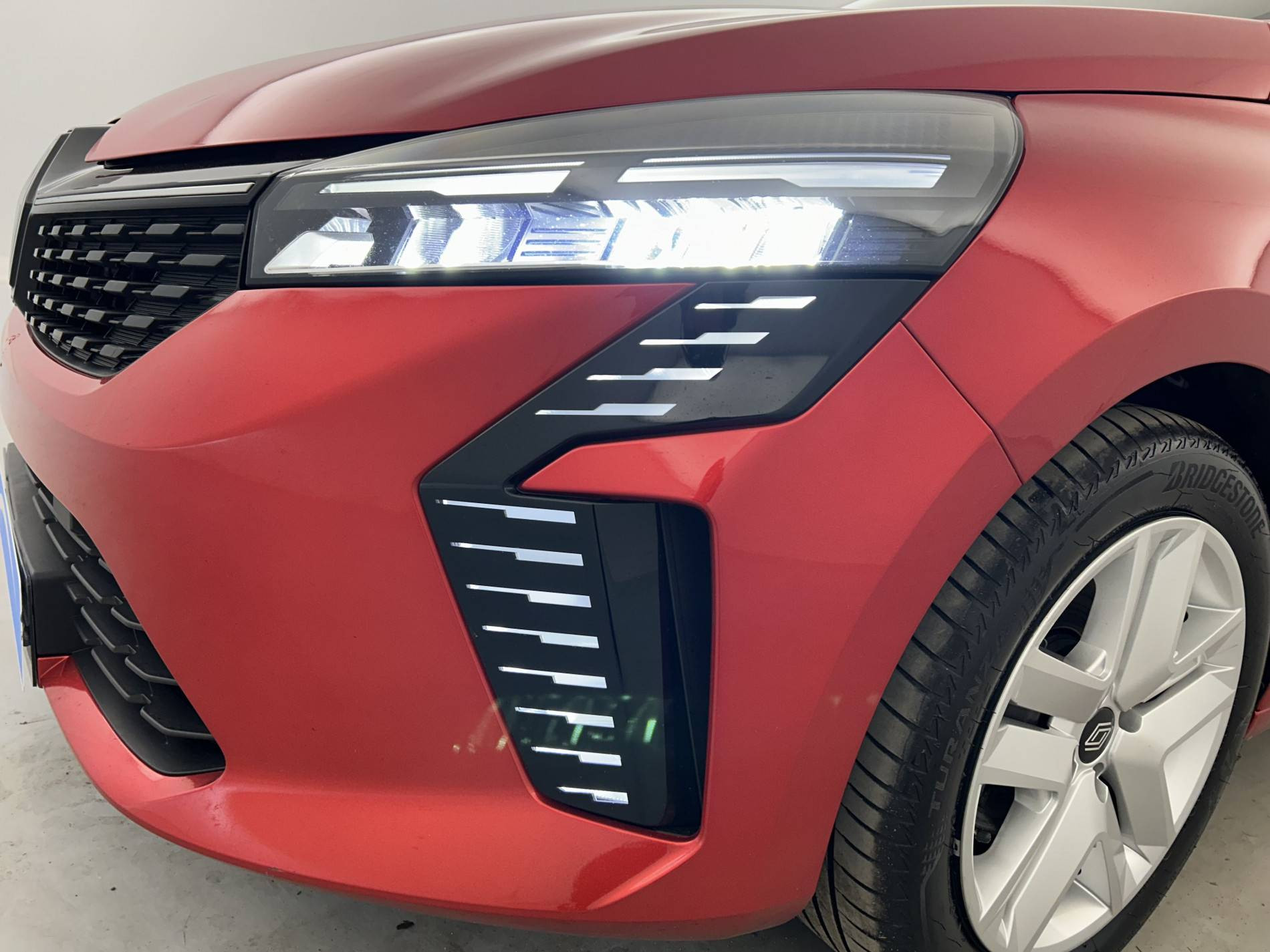 Vente en ligne Renault Clio 5 Clio E-Tech full hybrid 145 ch GSR2 au prix de 20 290 €