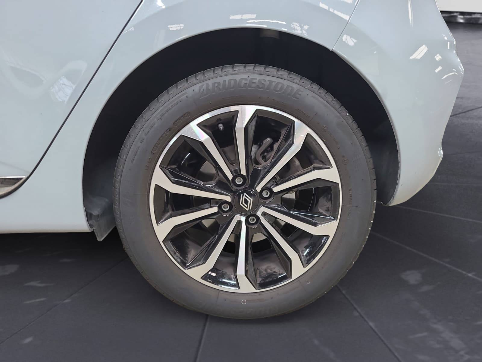 Vente en ligne Renault Clio 5 Clio Eco-G 100 ch GSR2 au prix de 17 490 €