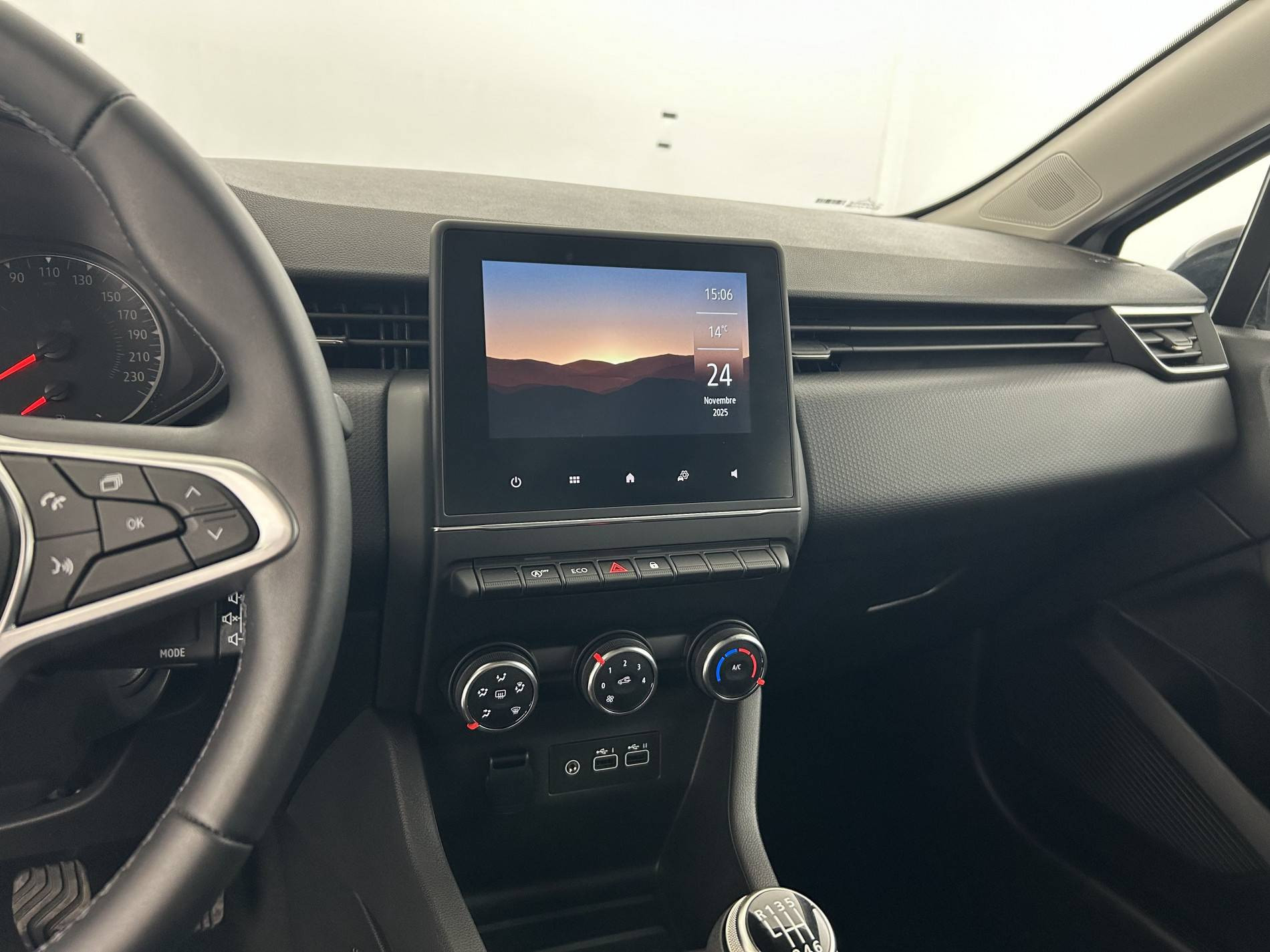 Vente en ligne Renault Clio 5 Clio TCe 90 au prix de 14 990 €