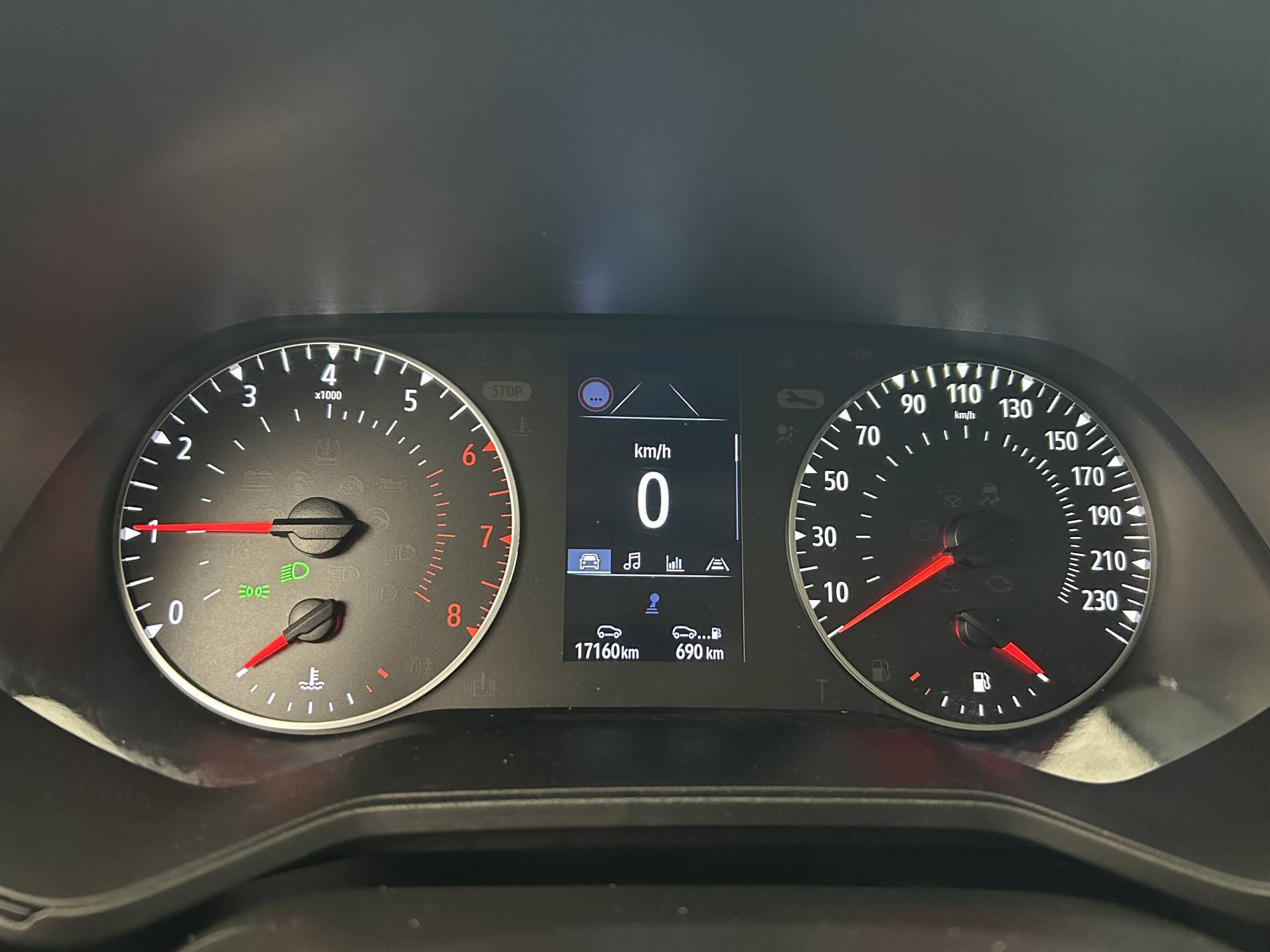 Vente en ligne Renault Clio 5 Clio TCe 90 au prix de 14 990 €